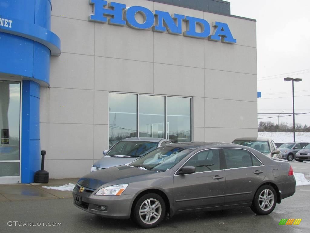 Carbon Bronze Pearl Honda Accord