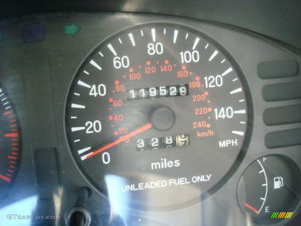 1997 Sebring LXi Coupe - Silver Mist / Gray photo #15