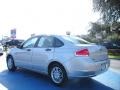 2009 Brilliant Silver Metallic Ford Focus SE Sedan  photo #3