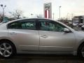 Radiant Silver Metallic - Altima 3.5 SE Photo No. 22