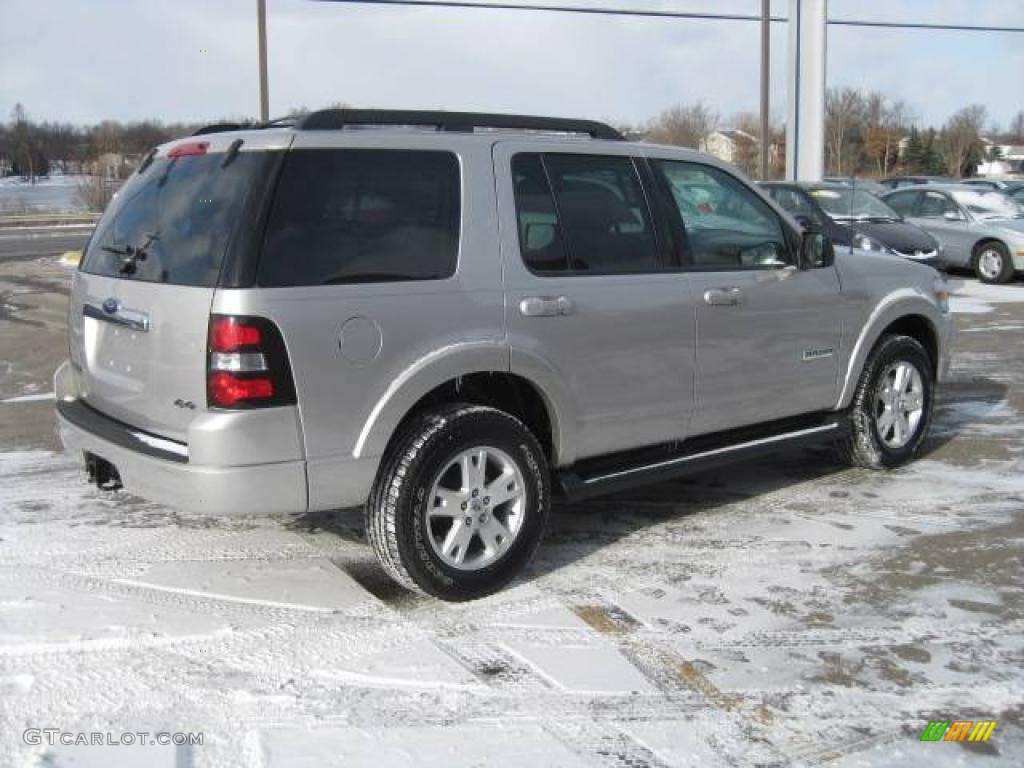 2008 Explorer XLT 4x4 - Vapor Silver Metallic / Black/Stone photo #8