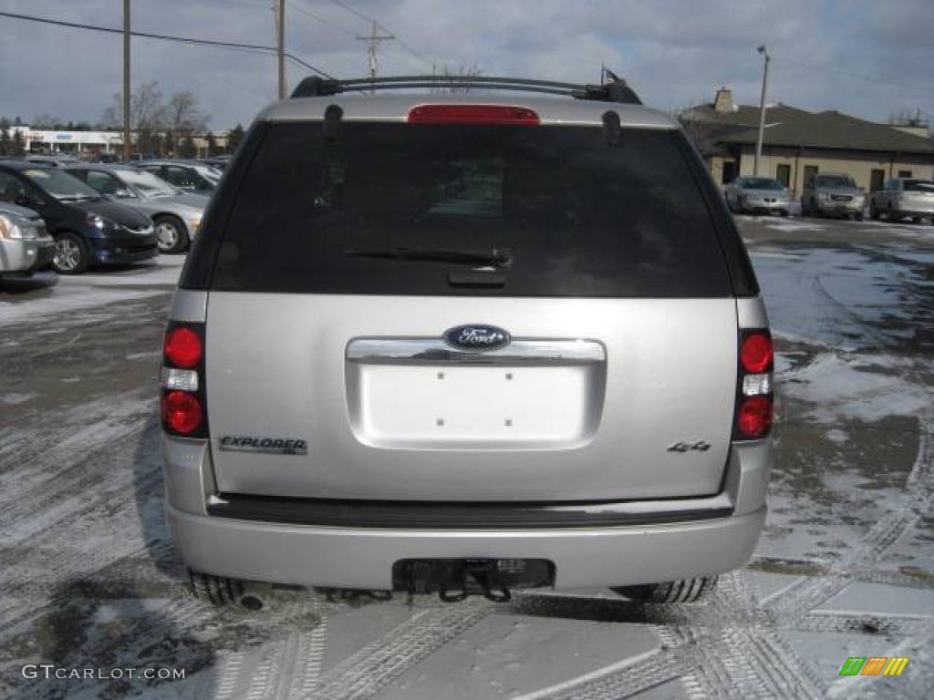 2008 Explorer XLT 4x4 - Vapor Silver Metallic / Black/Stone photo #10