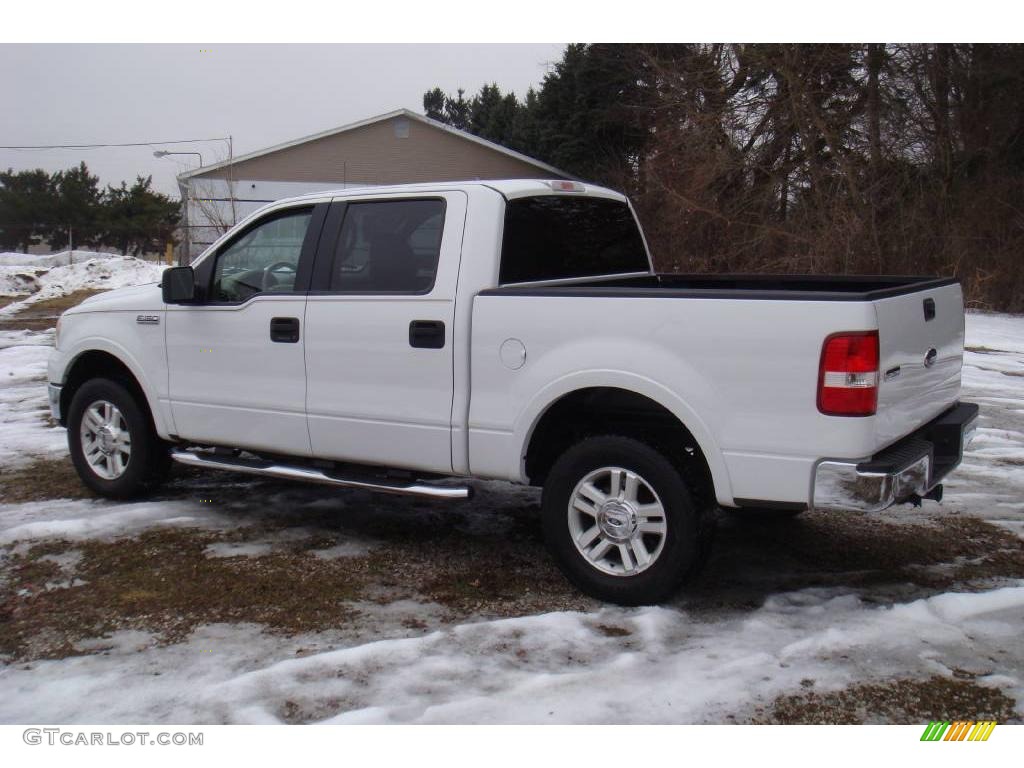 2006 F150 Lariat SuperCrew 4x4 - Oxford White / Tan photo #4