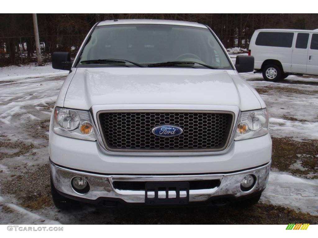 2006 F150 Lariat SuperCrew 4x4 - Oxford White / Tan photo #7