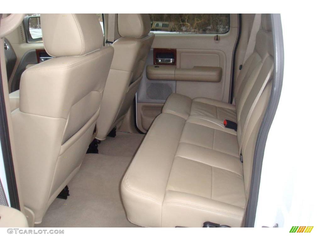 2006 F150 Lariat SuperCrew 4x4 - Oxford White / Tan photo #12