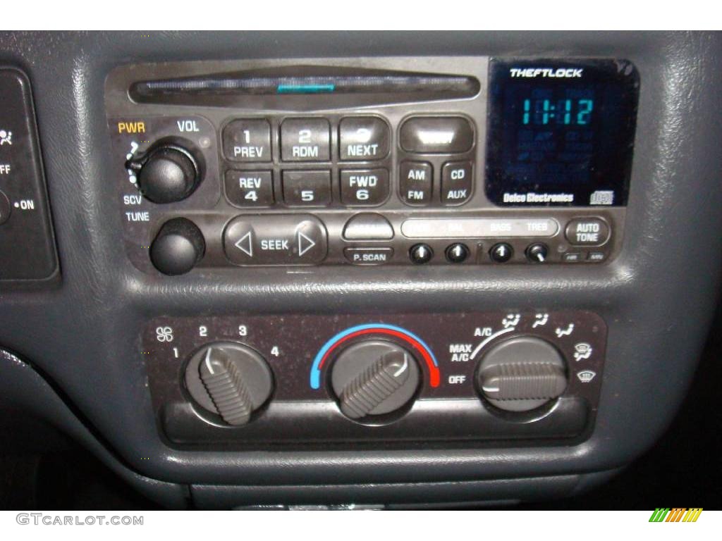 2000 S10 LS Extended Cab - Onyx Black / Graphite photo #8