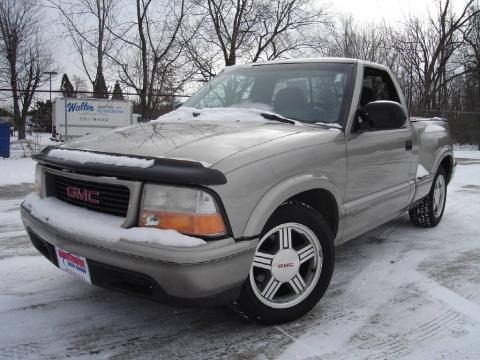 1999 GMC Sonoma SL Regular Cab Data, Info and Specs