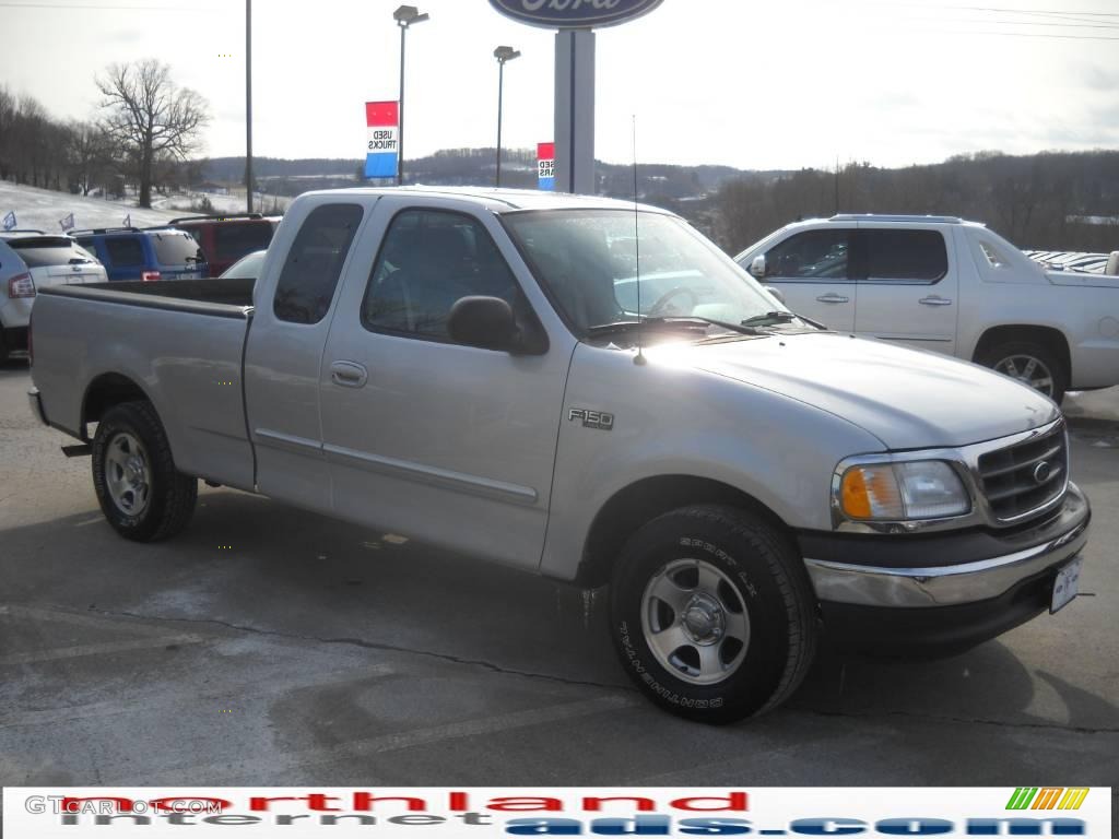 2003 F150 XLT SuperCab - Silver Metallic / Medium Graphite Grey photo #4