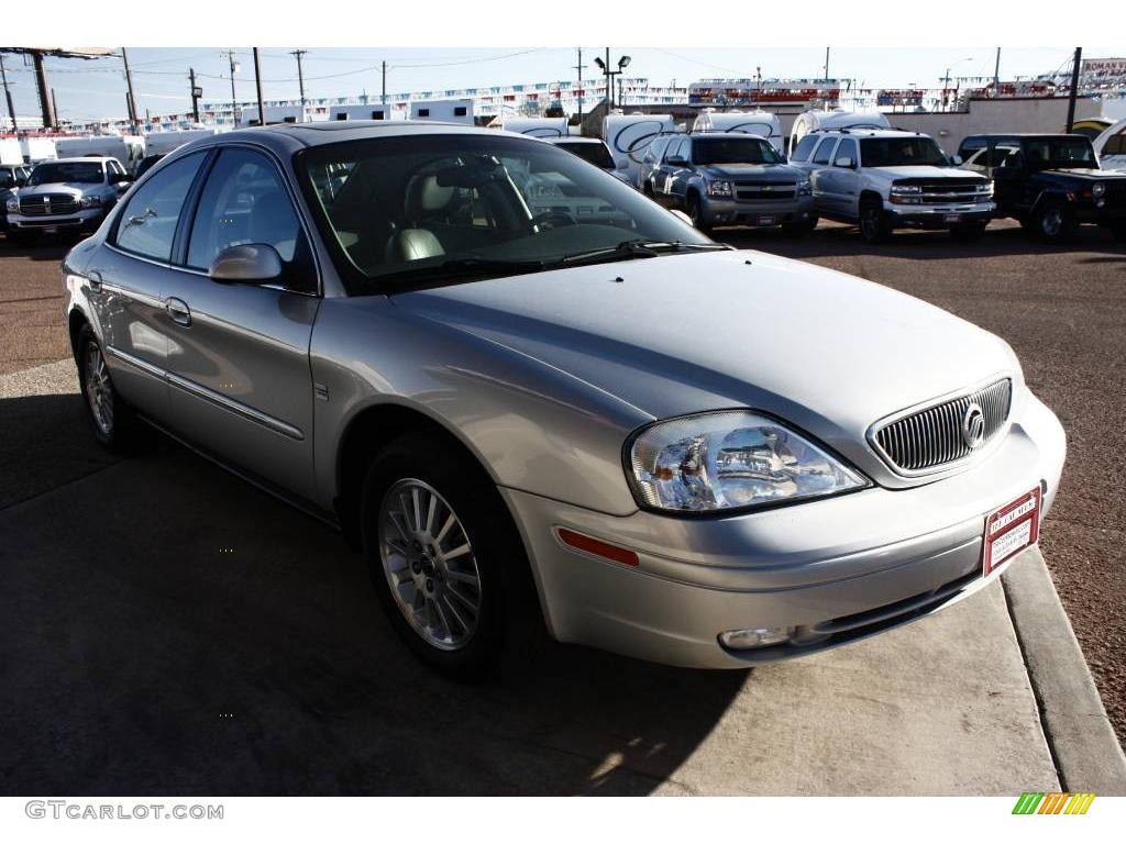 2003 Sable LS Premium Sedan - Silver Frost Metallic / Medium Graphite photo #2