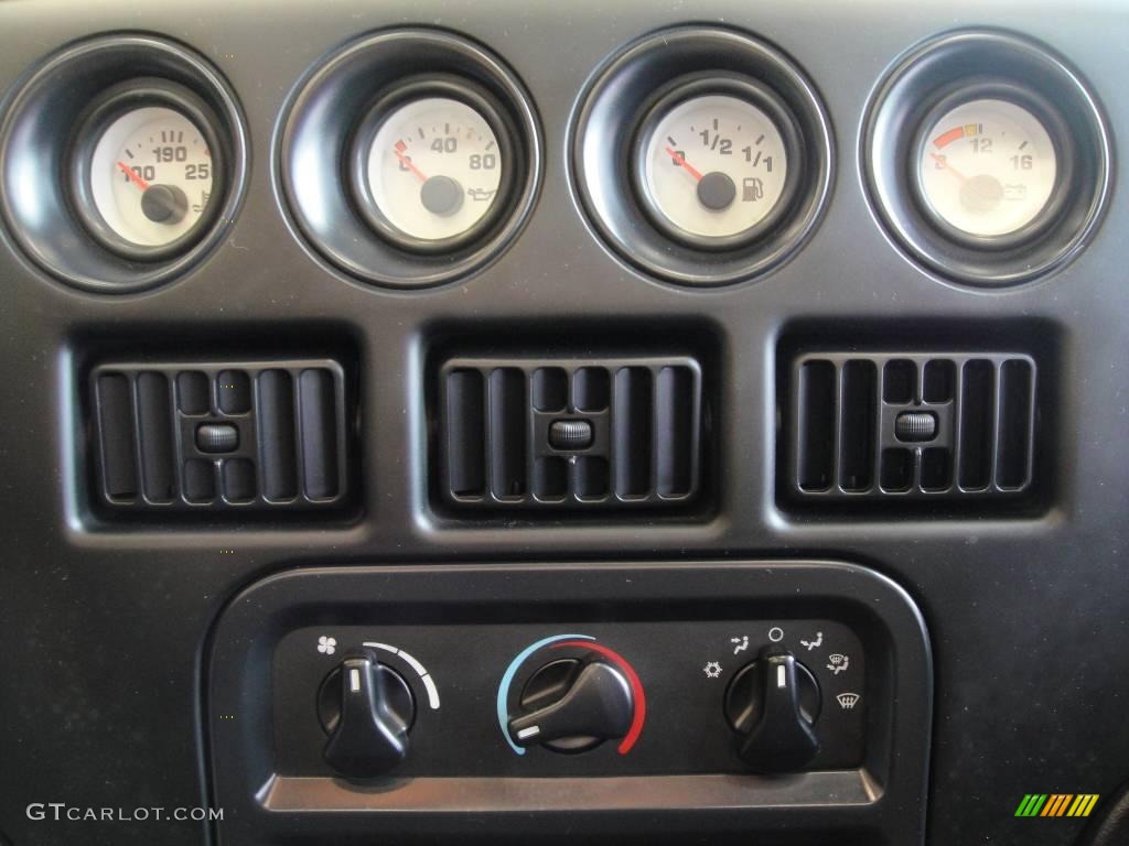 1996 Viper RT-10 - Viper Black / Black photo #17