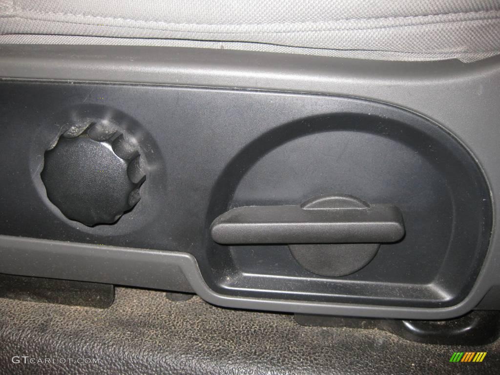 2006 F150 STX Regular Cab - Dark Shadow Grey Metallic / Medium/Dark Flint photo #19