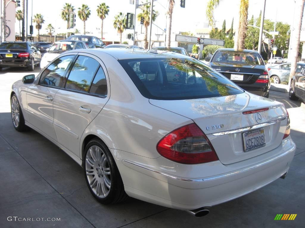 2008 E 350 Sedan - Arctic White / Black photo #5