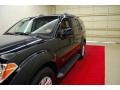 2006 Super Black Nissan Pathfinder LE  photo #12