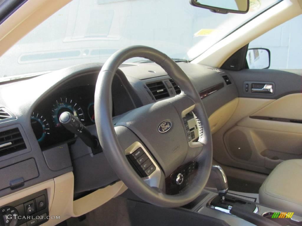 2010 Fusion SEL V6 - Brilliant Silver Metallic / Camel photo #8