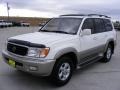 Natural White - Land Cruiser  Photo No. 7