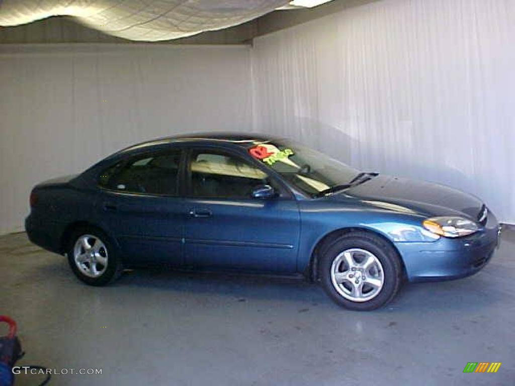 2002 Taurus SES - Medium Royal Blue Metallic / Dark Charcoal photo #3