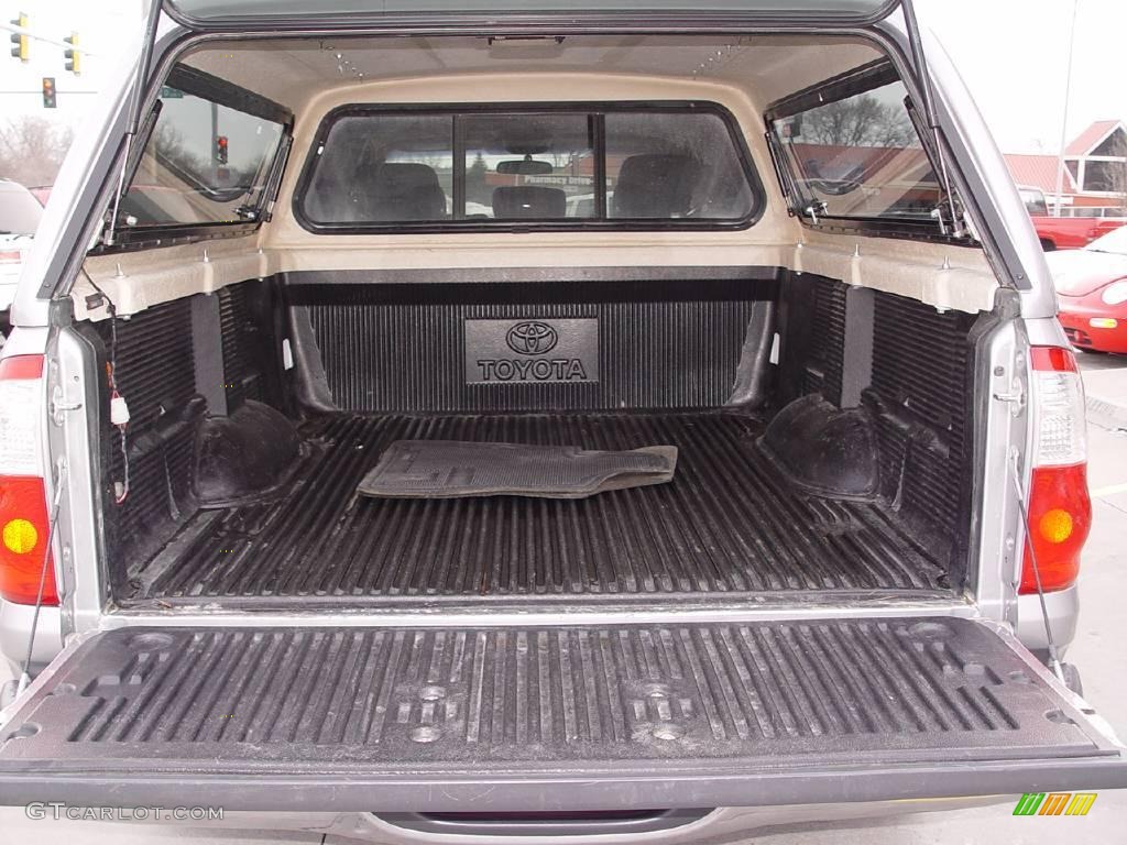 2006 Tundra SR5 Double Cab 4x4 - Phantom Gray Pearl / Light Charcoal photo #18