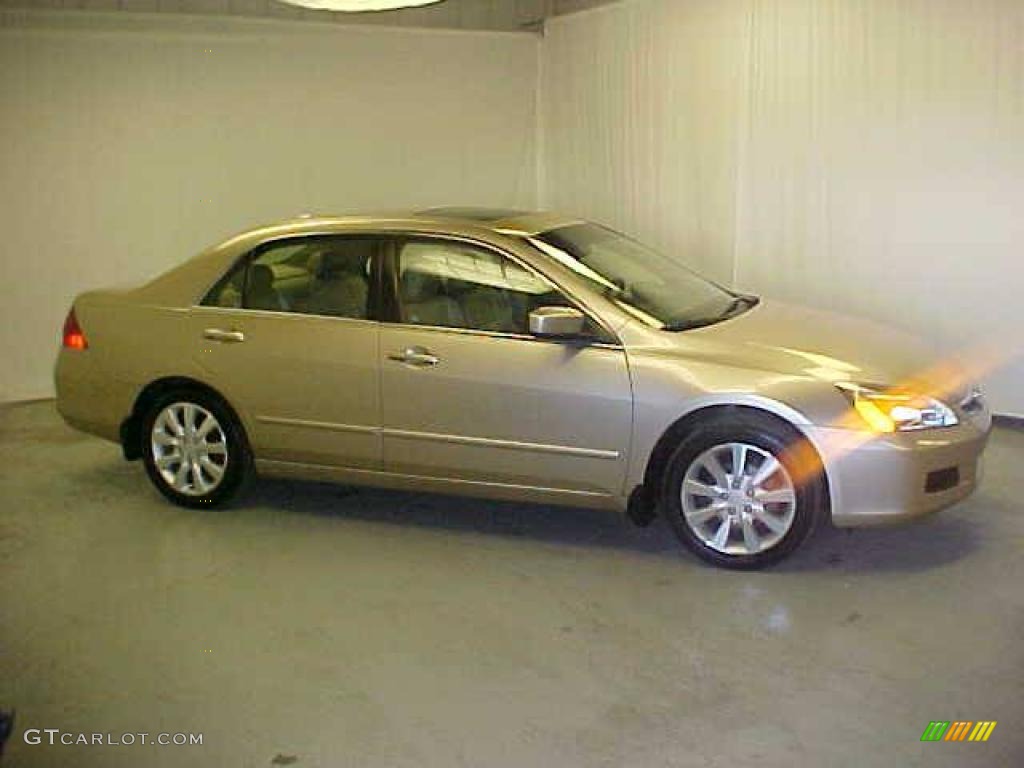 2006 Accord EX-L V6 Sedan - Desert Mist Metallic / Ivory photo #3