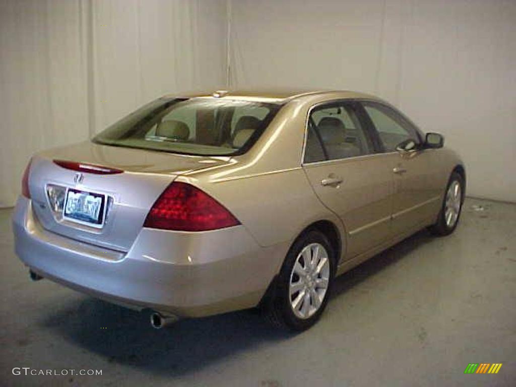 2006 Accord EX-L V6 Sedan - Desert Mist Metallic / Ivory photo #24