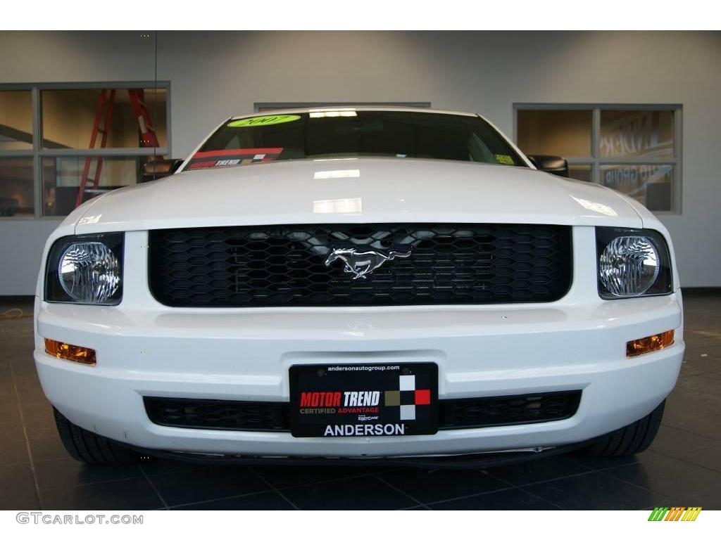 2007 Mustang V6 Premium Convertible - Performance White / Medium Parchment photo #2