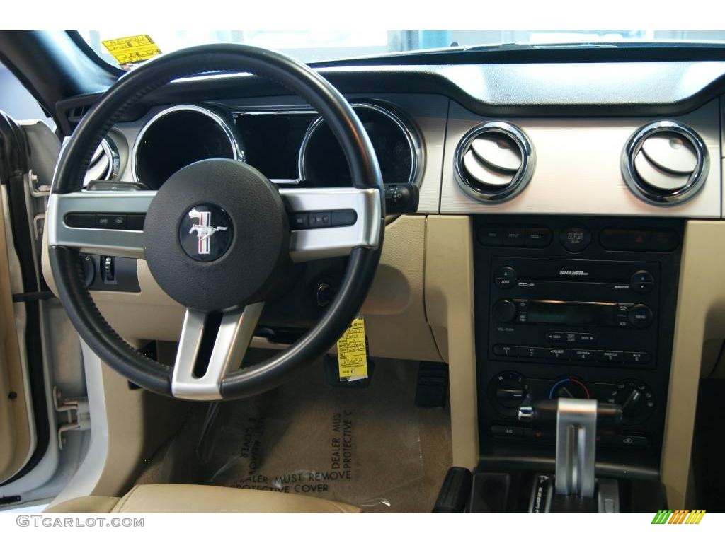 2007 Mustang V6 Premium Convertible - Performance White / Medium Parchment photo #20