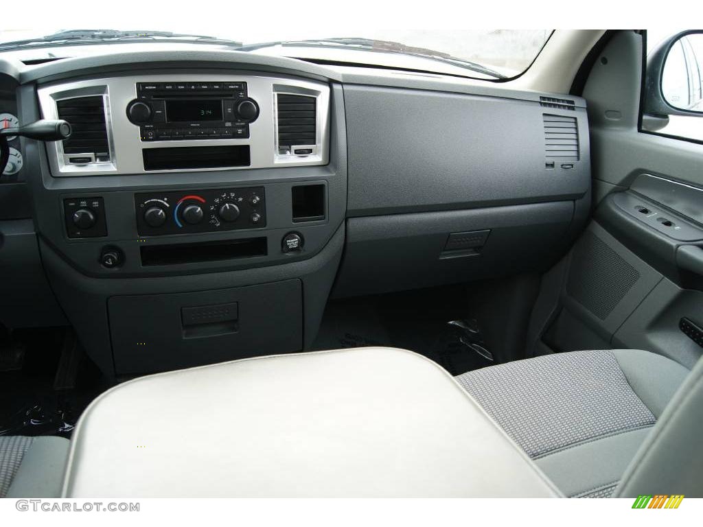 2007 Ram 1500 Big Horn Edition Quad Cab 4x4 - Inferno Red Crystal Pearl / Medium Slate Gray photo #21