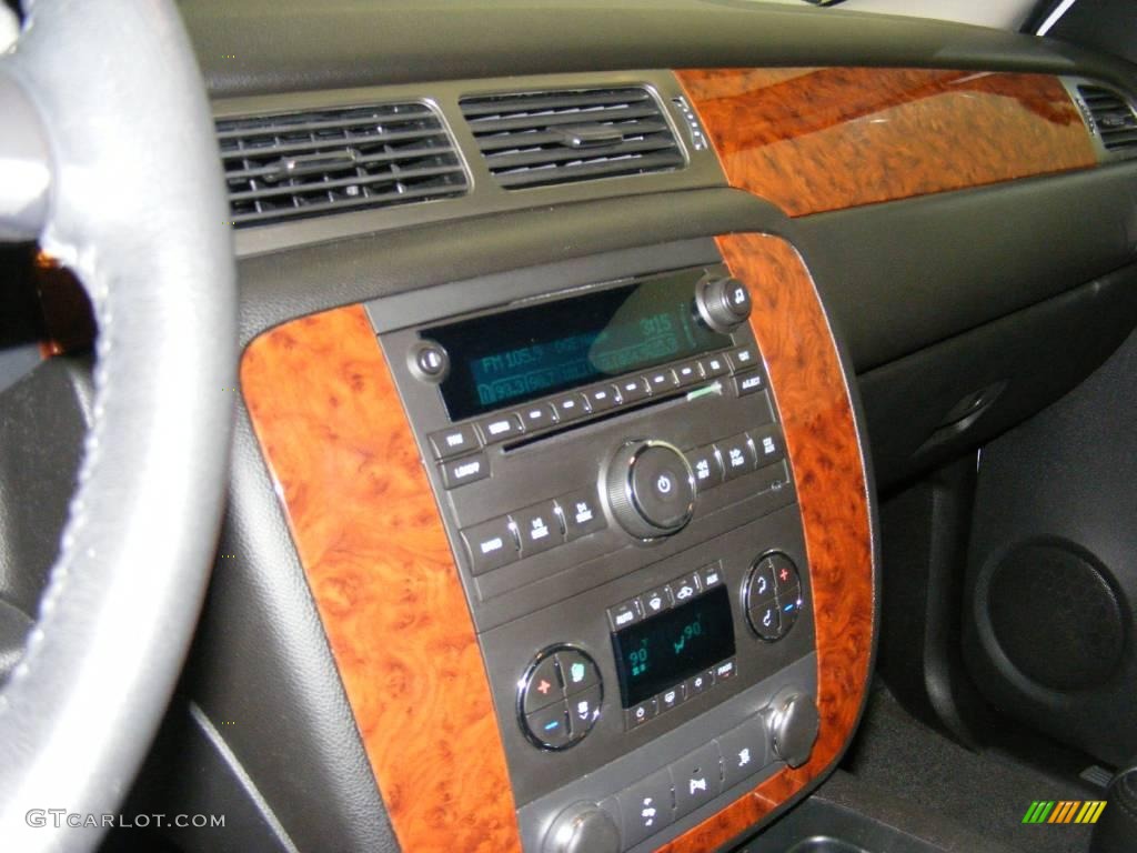 2007 Tahoe LT - Summit White / Ebony photo #27