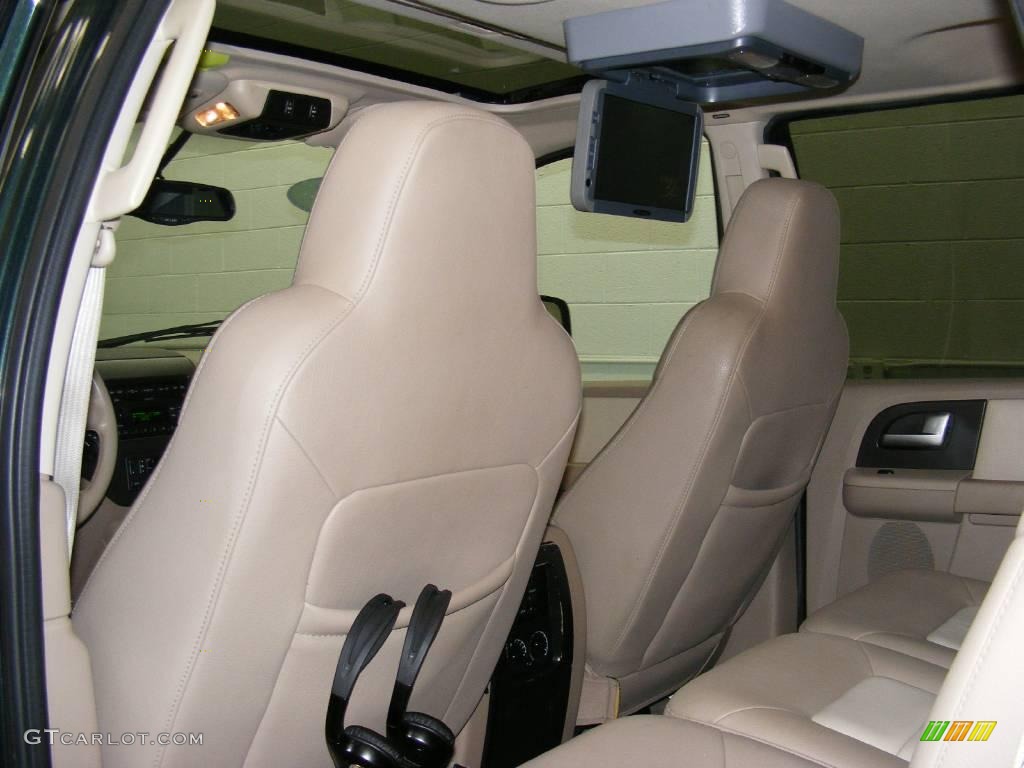 2003 Expedition Eddie Bauer 4x4 - Estate Green Metallic / Medium Parchment photo #16