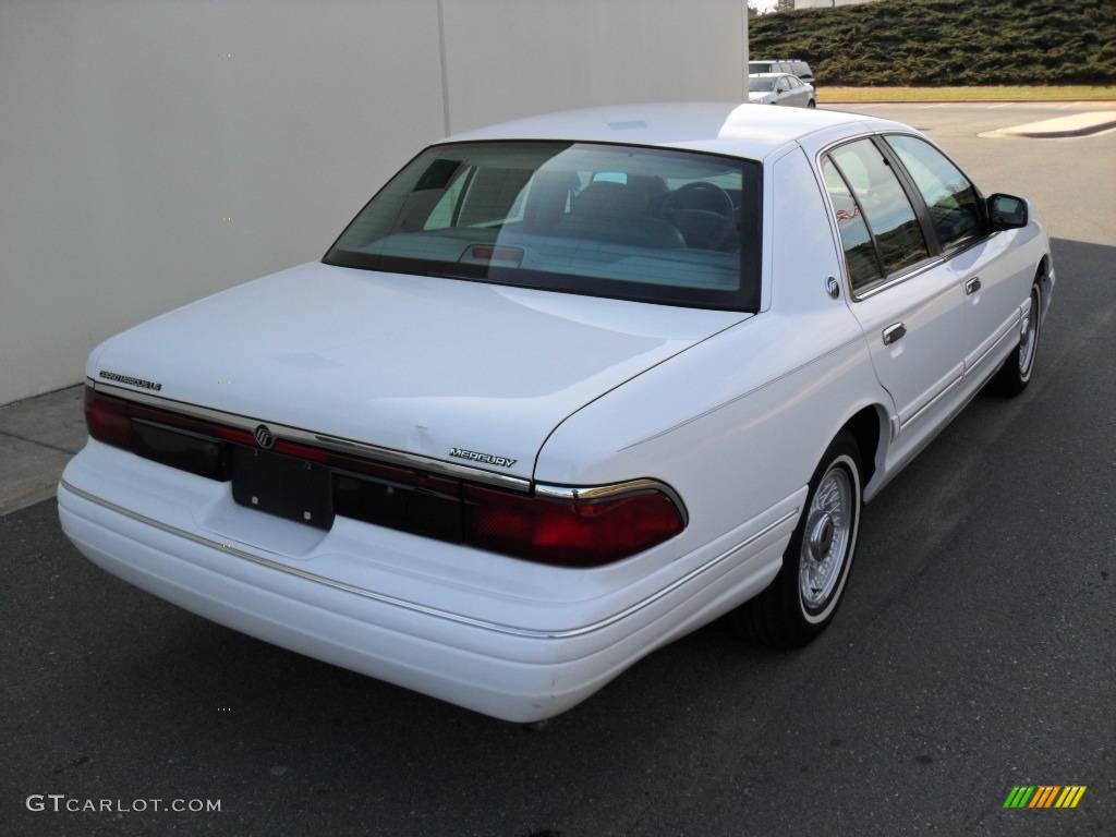 1996 Grand Marquis LS - Vibrant White / Light Graphite photo #4