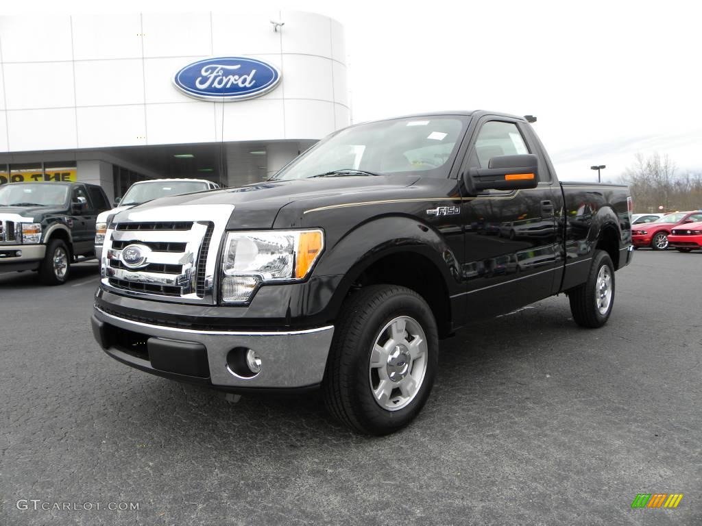 2010 F150 XLT Regular Cab - Tuxedo Black / Medium Stone photo #6