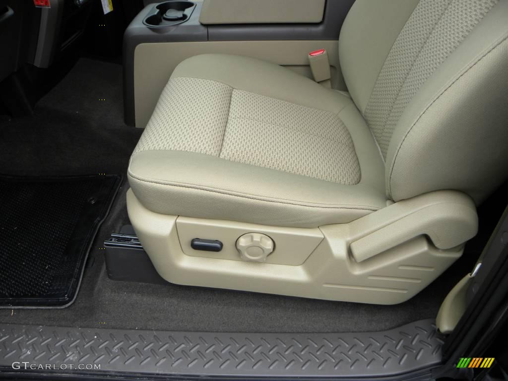 2010 F150 XLT SuperCab - Tuxedo Black / Tan photo #18