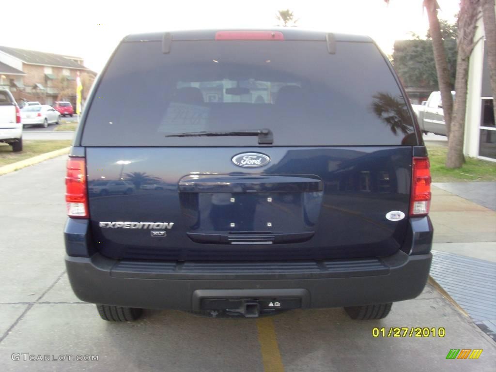 2004 Expedition XLT - True Blue Metallic / Medium Flint Gray photo #2