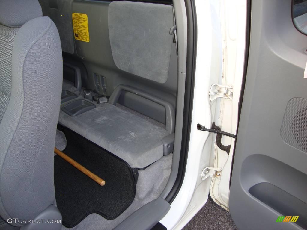 2006 Tacoma V6 Access Cab 4x4 - Super White / Graphite Gray photo #11