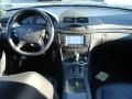 Black - E 63 AMG Sedan Photo No. 7