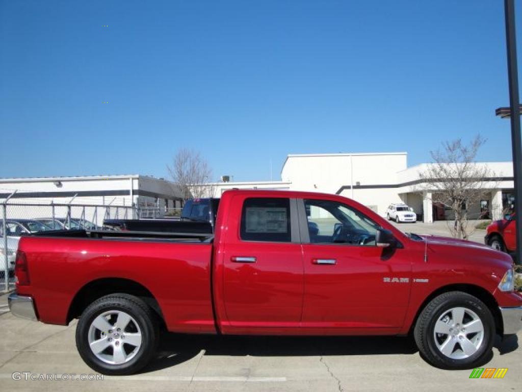 2010 Ram 1500 Big Horn Quad Cab 4x4 - Inferno Red Crystal Pearl / Dark Slate/Medium Graystone photo #2