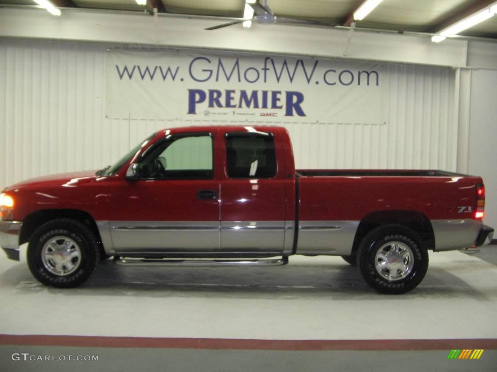 2002 Sierra 1500 SLE Extended Cab 4x4 - Fire Red / Graphite photo #3