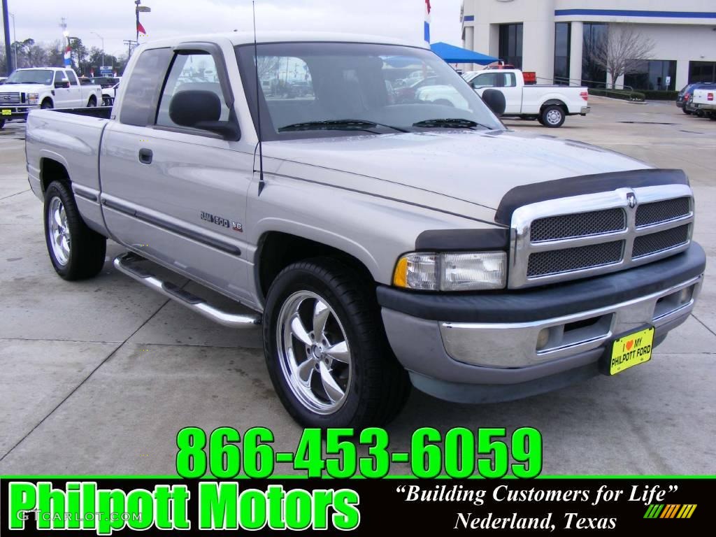 Radiant Silver Metallic Dodge Ram 1500