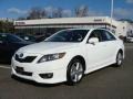 Super White - Camry SE Photo No. 1