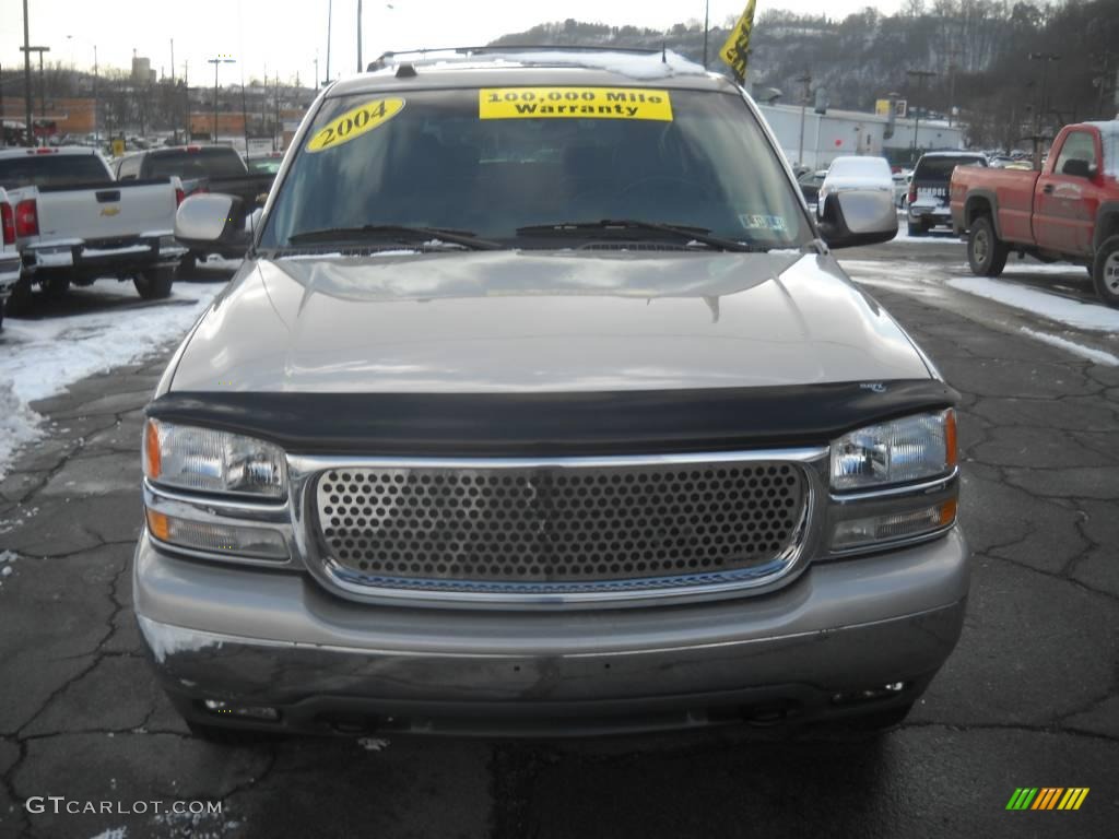 2004 Yukon SLT 4x4 - Silver Birch Metallic / Pewter/Dark Pewter photo #19