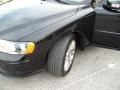 Black Sapphire Metallic - S60 2.5T Photo No. 15