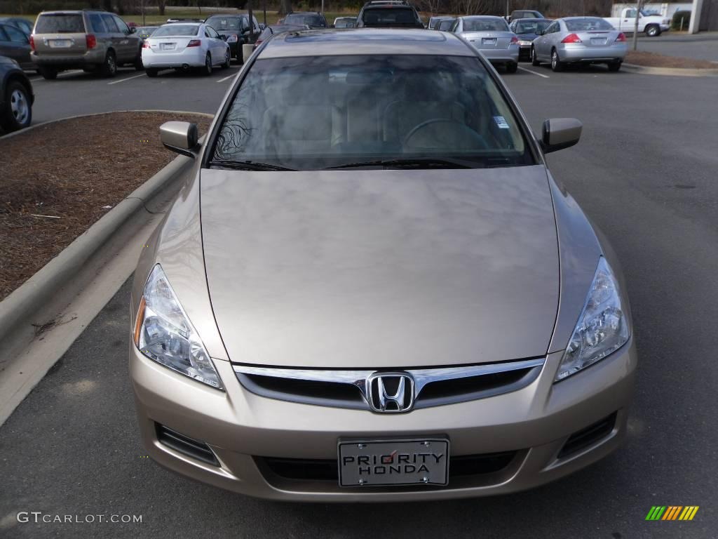 2006 Accord EX-L V6 Sedan - Desert Mist Metallic / Ivory photo #6