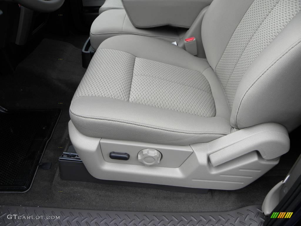 2010 F150 XLT SuperCab - Dark Blue Pearl Metallic / Medium Stone photo #17