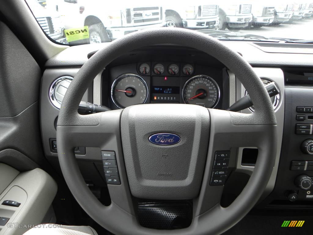 2010 F150 XLT SuperCab - Dark Blue Pearl Metallic / Medium Stone photo #19