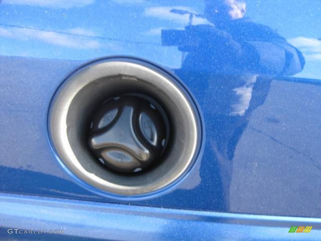 2005 Aztek AWD - Electric Blue Metallic / Dark Gray photo #14