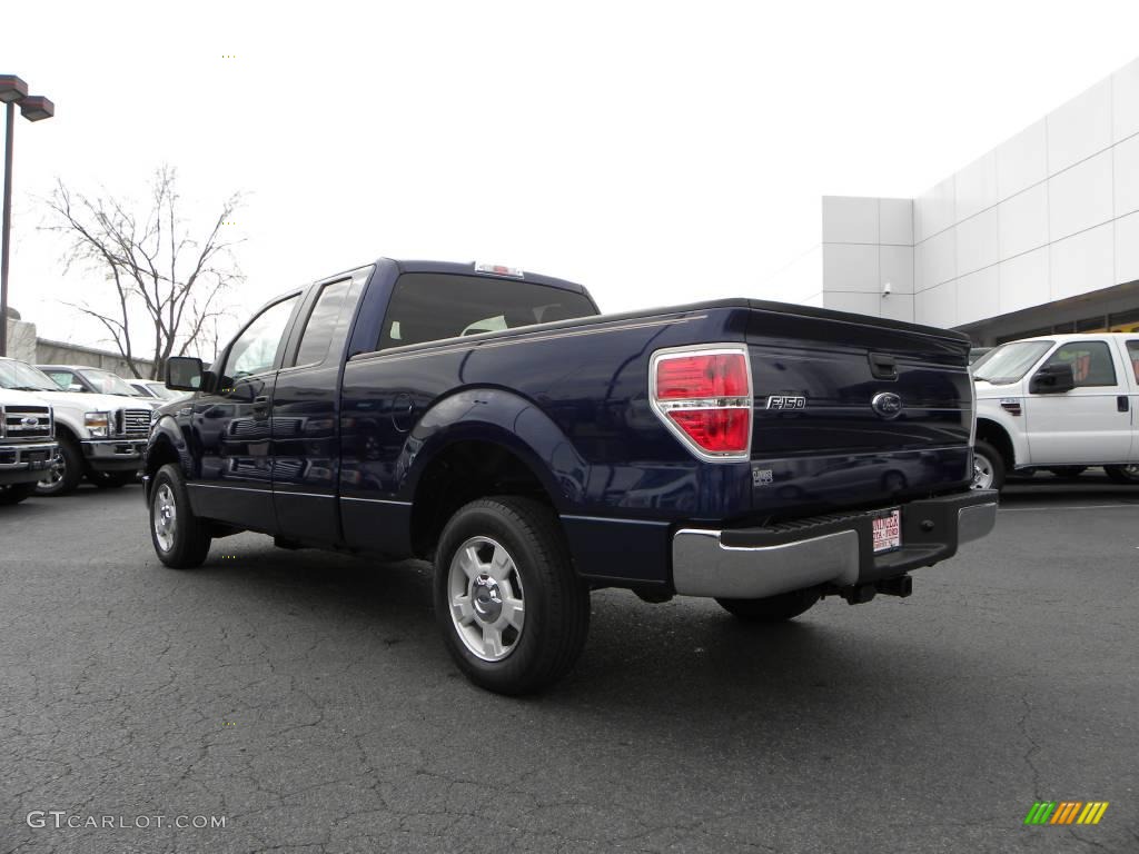 2010 F150 XLT SuperCab - Dark Blue Pearl Metallic / Medium Stone photo #25