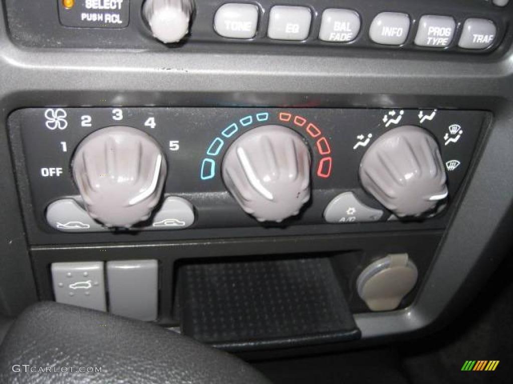 2005 Aztek AWD - Electric Blue Metallic / Dark Gray photo #30