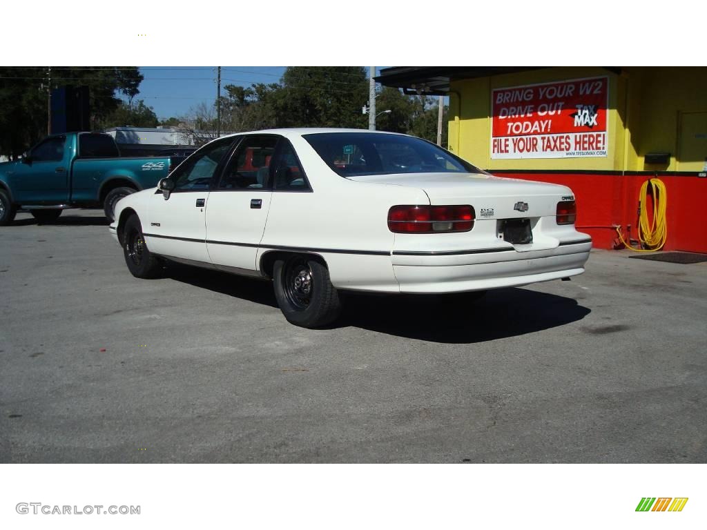 1991 Caprice Sedan - White / Blue photo #3