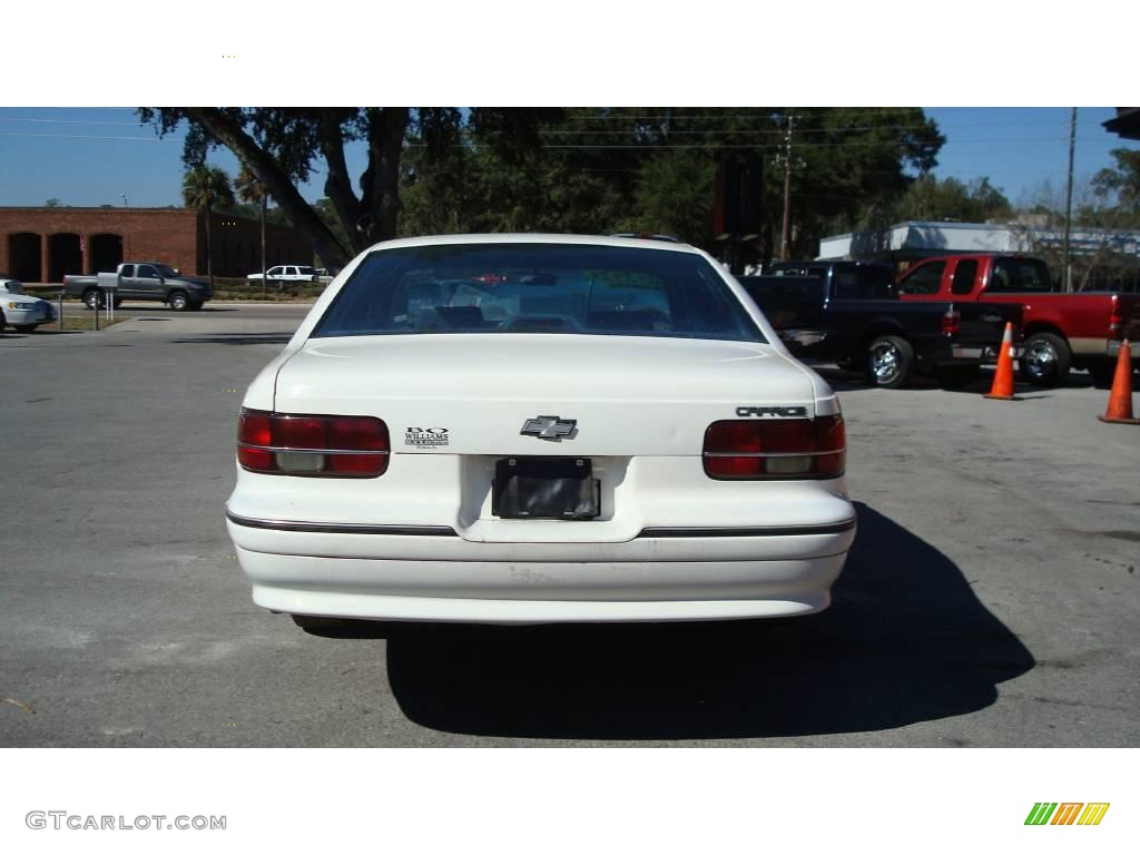 1991 Caprice Sedan - White / Blue photo #4