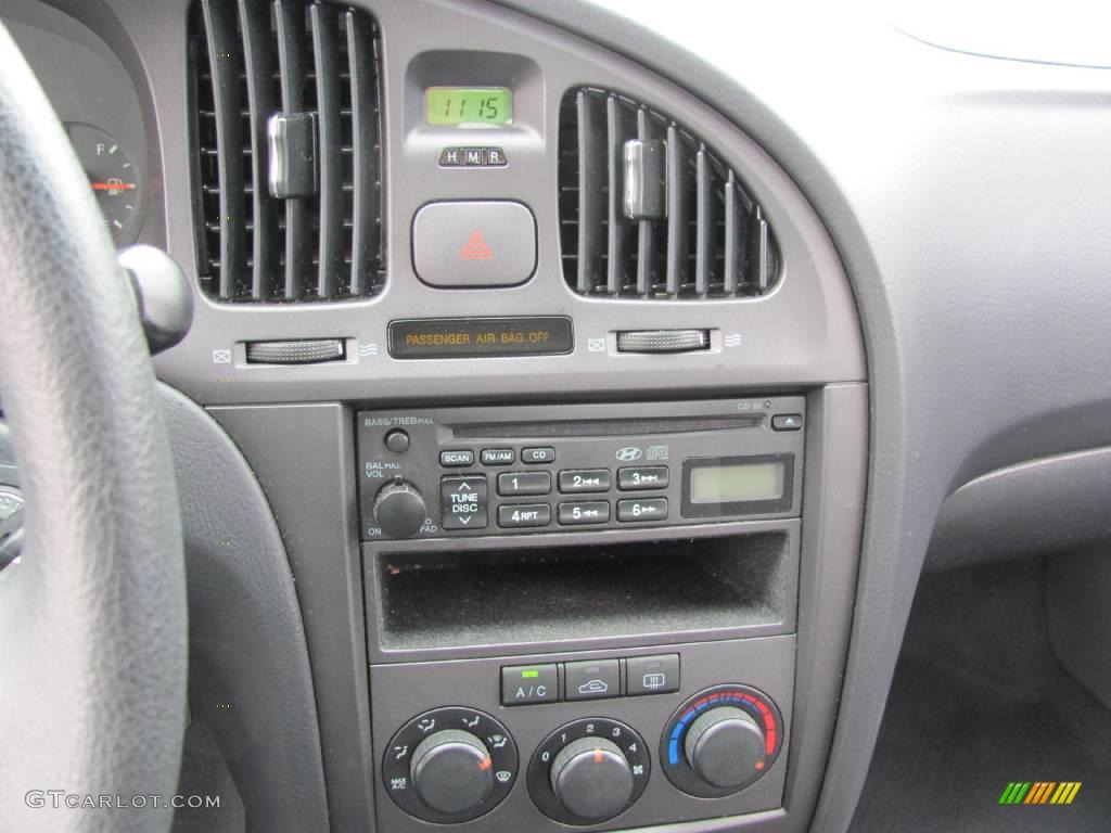 2006 Elantra GLS Sedan - Ebony Black / Gray photo #16