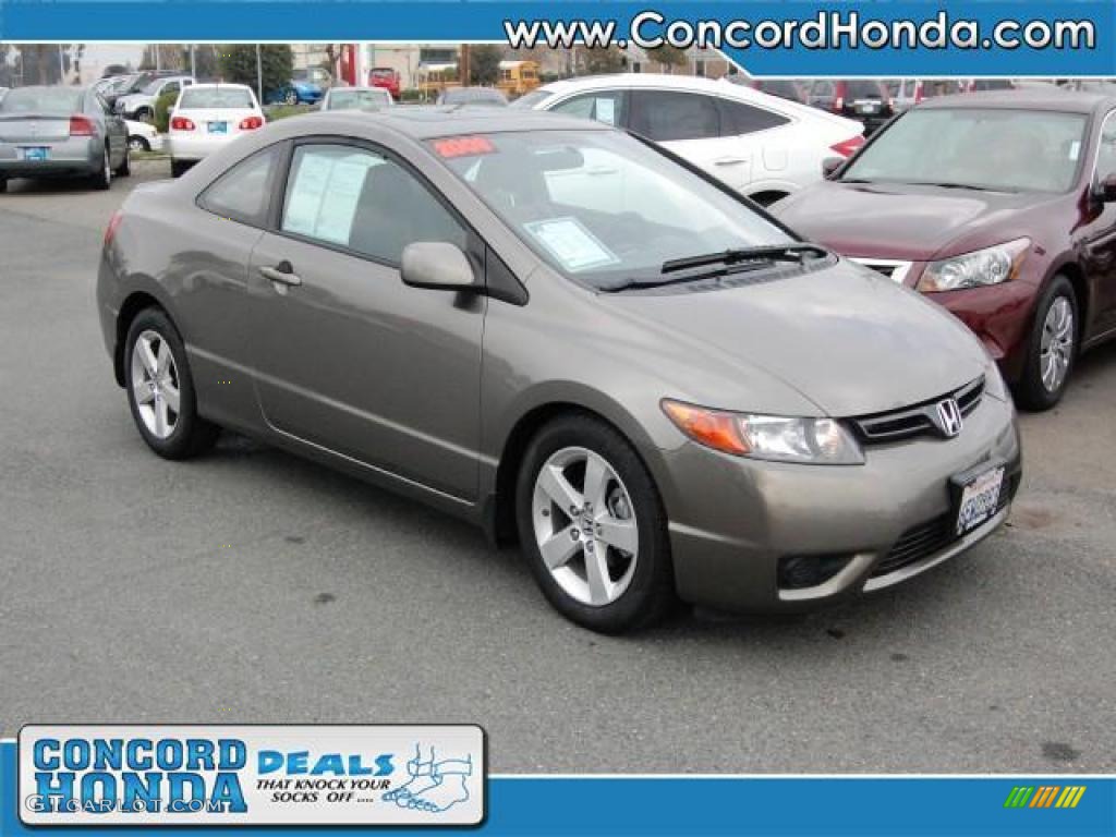 Borrego Beige Metallic Honda Civic